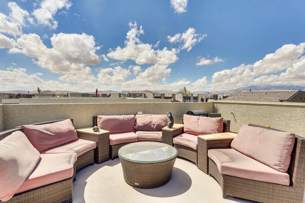 Las Vegas Home With Terrace About 10 Mi To The Strip! 0*, לאס וגאס ארצות הברית